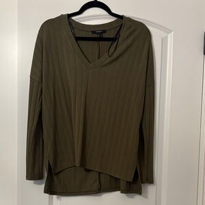 Forever 21 Olive V-Neck Ribbed Long Sleeve Top